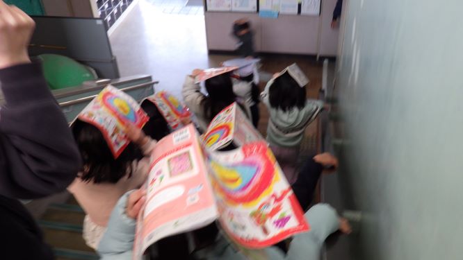 070123yokokunasihinankunren